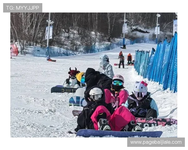 云顶滑雪场官网详细介绍滑雪课程与设备租赁服务
